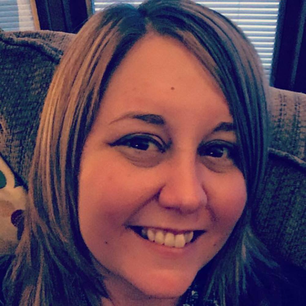 Meet your Posher, Crystal